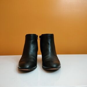 Clarks Sleek Black Ankle Booties Size 8 1/2